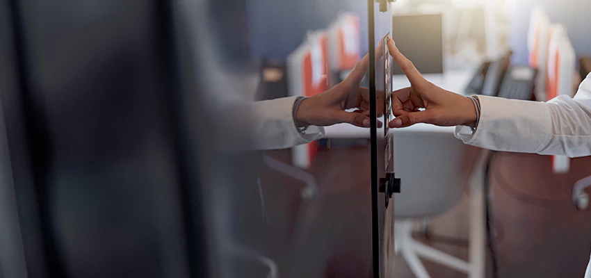 Property Management Locksmith For Key Programming in Solana Beach, CA