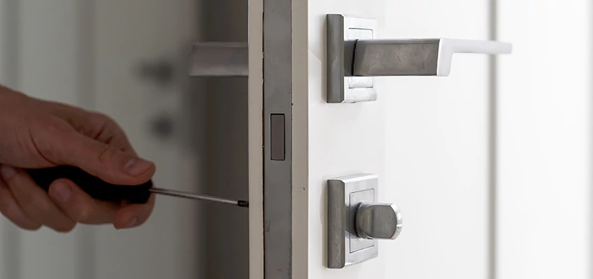 Automotive Lock Installation in Solana Beach, CA